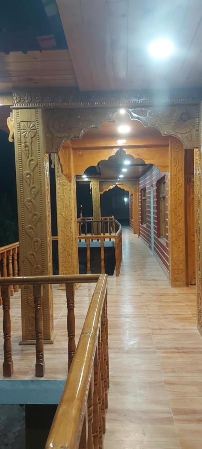 Hotel Royal Hillcrest Harsil Esterno foto
