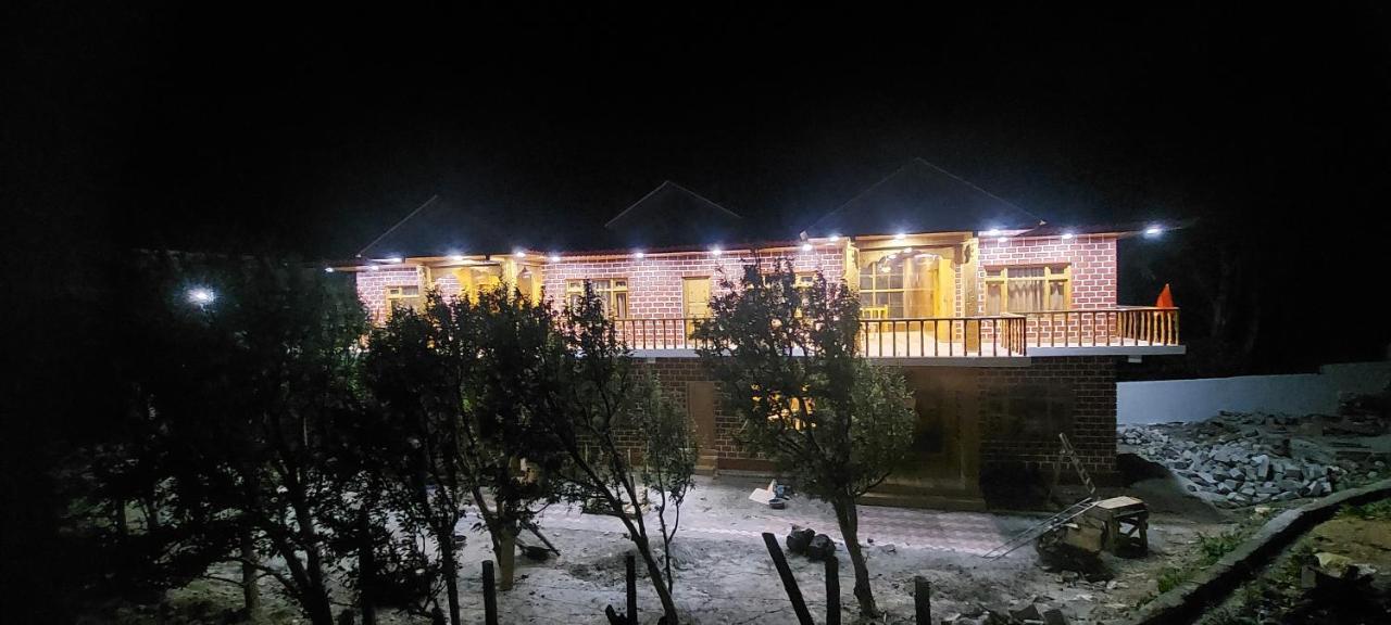 Hotel Royal Hillcrest Harsil Esterno foto