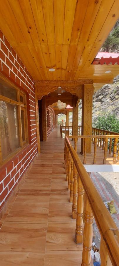 Hotel Royal Hillcrest Harsil Esterno foto